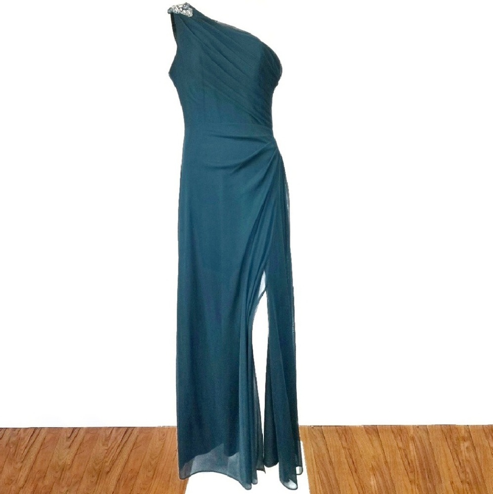 Stunning Beaded Turquoise Formal Evening Maxi Gown